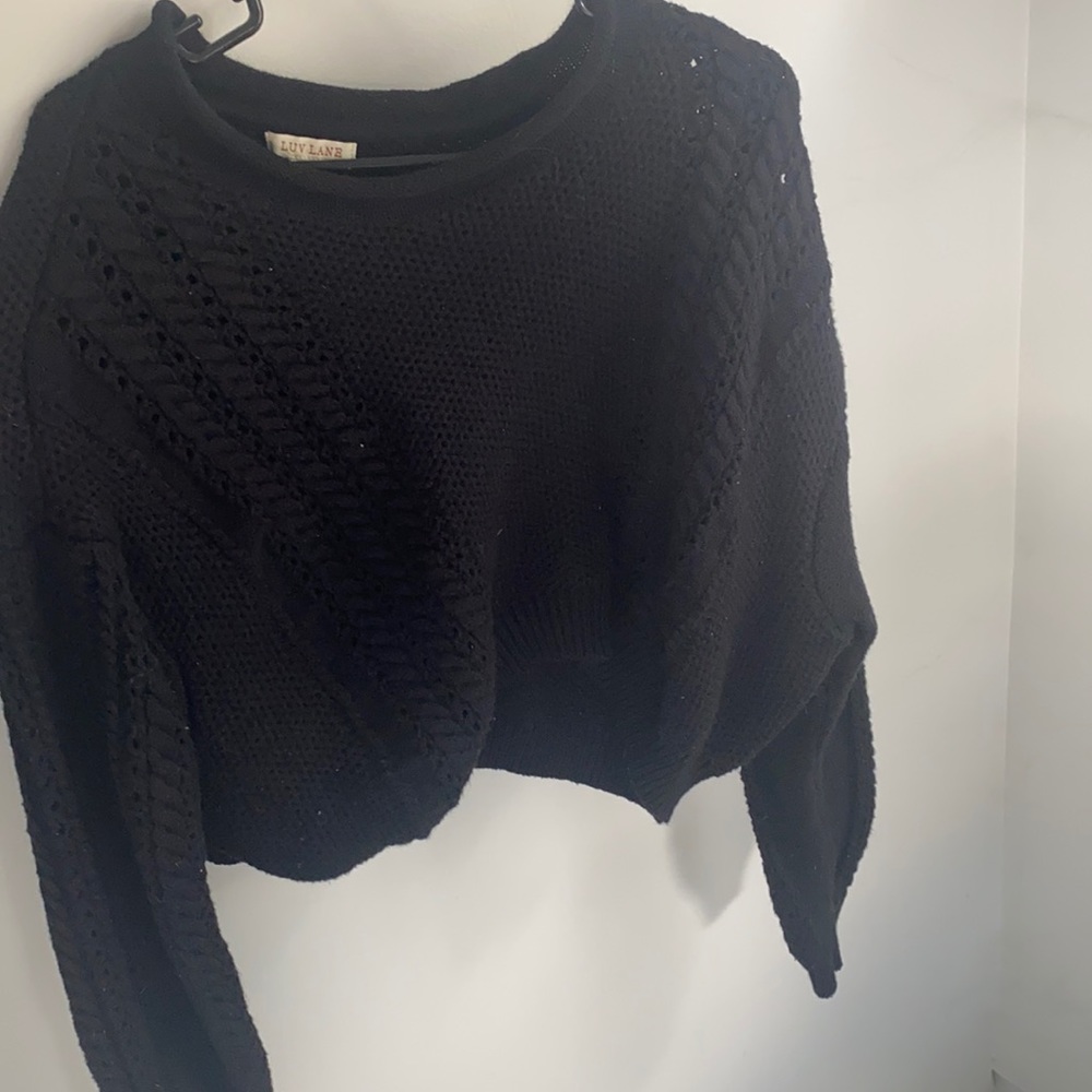 Crop top sweater